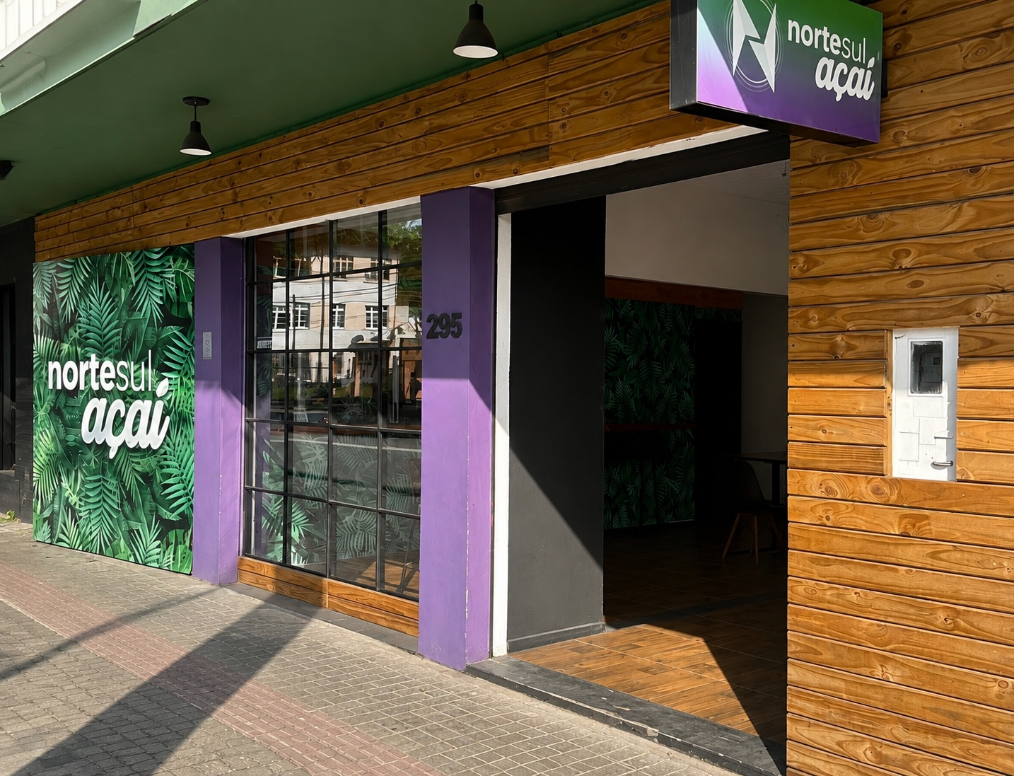 Fachada da loja Norte Sul Açaí na Rua 7 de Setembro, 295, em Blumenau
